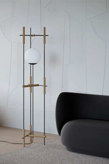 Lampadaire en métal et en chêne naturel, Yuka, design : Kaito Yamada pour Moon Moth