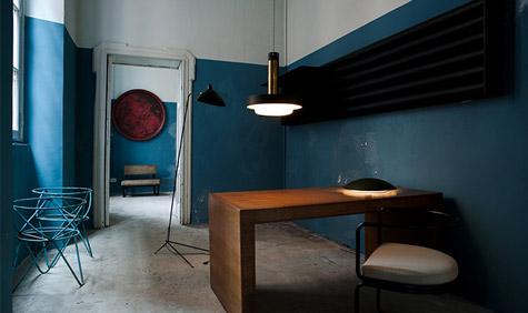 Les intérieurs patinés et design à Milan du studio Dimore
