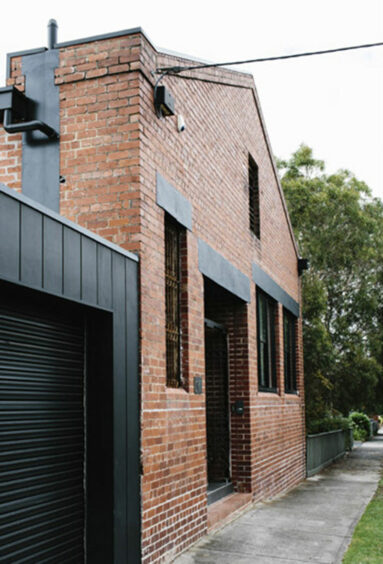 Un ancien entrepôt transformé en maison contemporaine à Melbourne