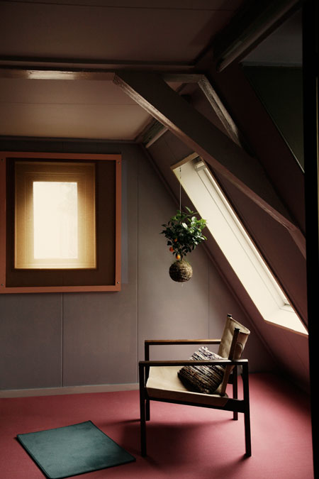 Se créer une ambiance en clair-obscur confortable et chaleureuse || Hartenstraat appartement by Anne Dokter