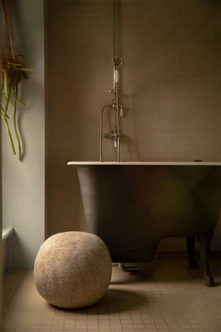 Laine bouillie, laine feutr?�e, l'art de sublimer la laine - Turbulences D?�co