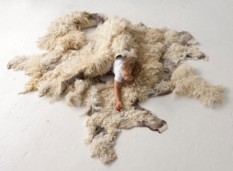 Les tapis en laine par la néerlandaise Béatrice Waanders et sa marque Th Soft Word