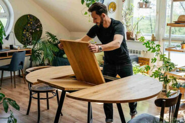 SFD Furniture Design - Table extensible ronde en chêne, FJÄRIL BLACK