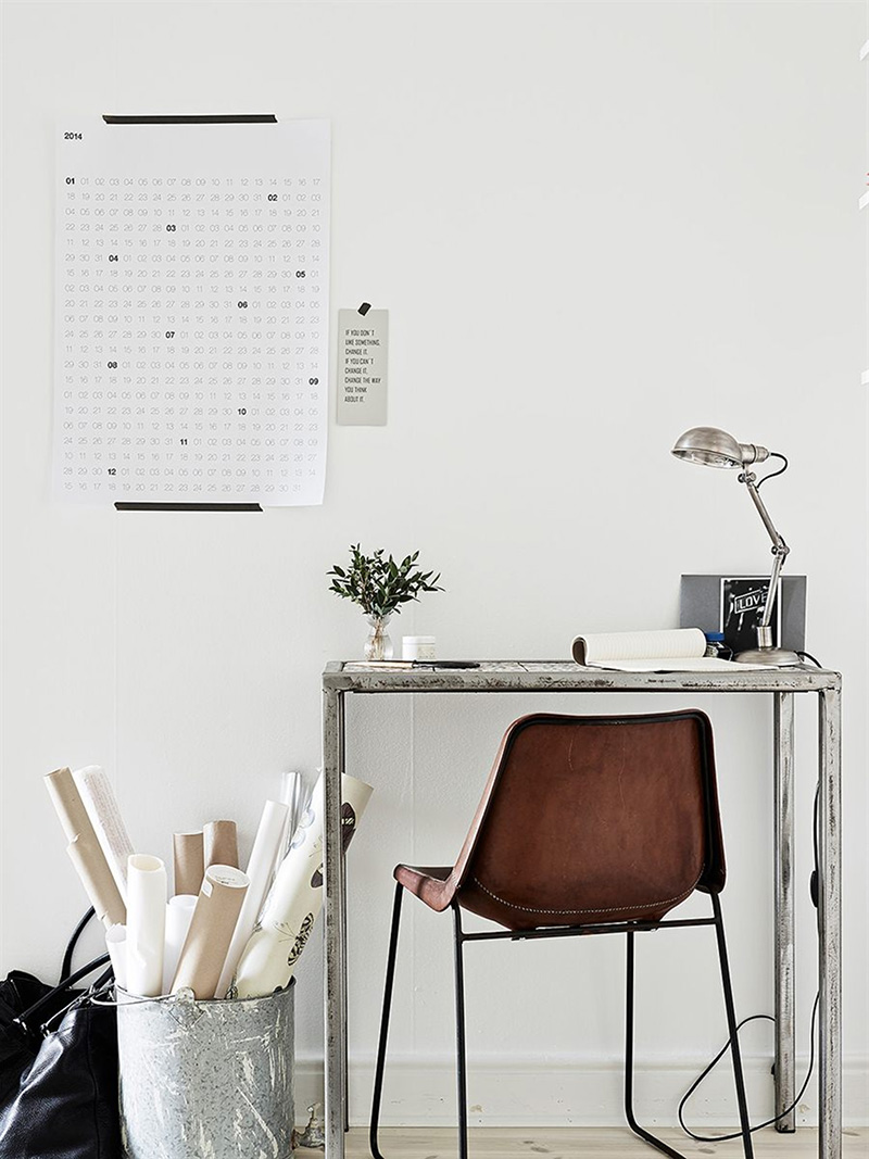 Un appartement blanc en vente sur Stadhem en Suède de style scandinave minimaliste