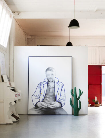 Le loft des artistes Brett Langsford et Carla Fletcher à Melbourne, peuplé de design, d'œuvres d'art et d'objets chinés