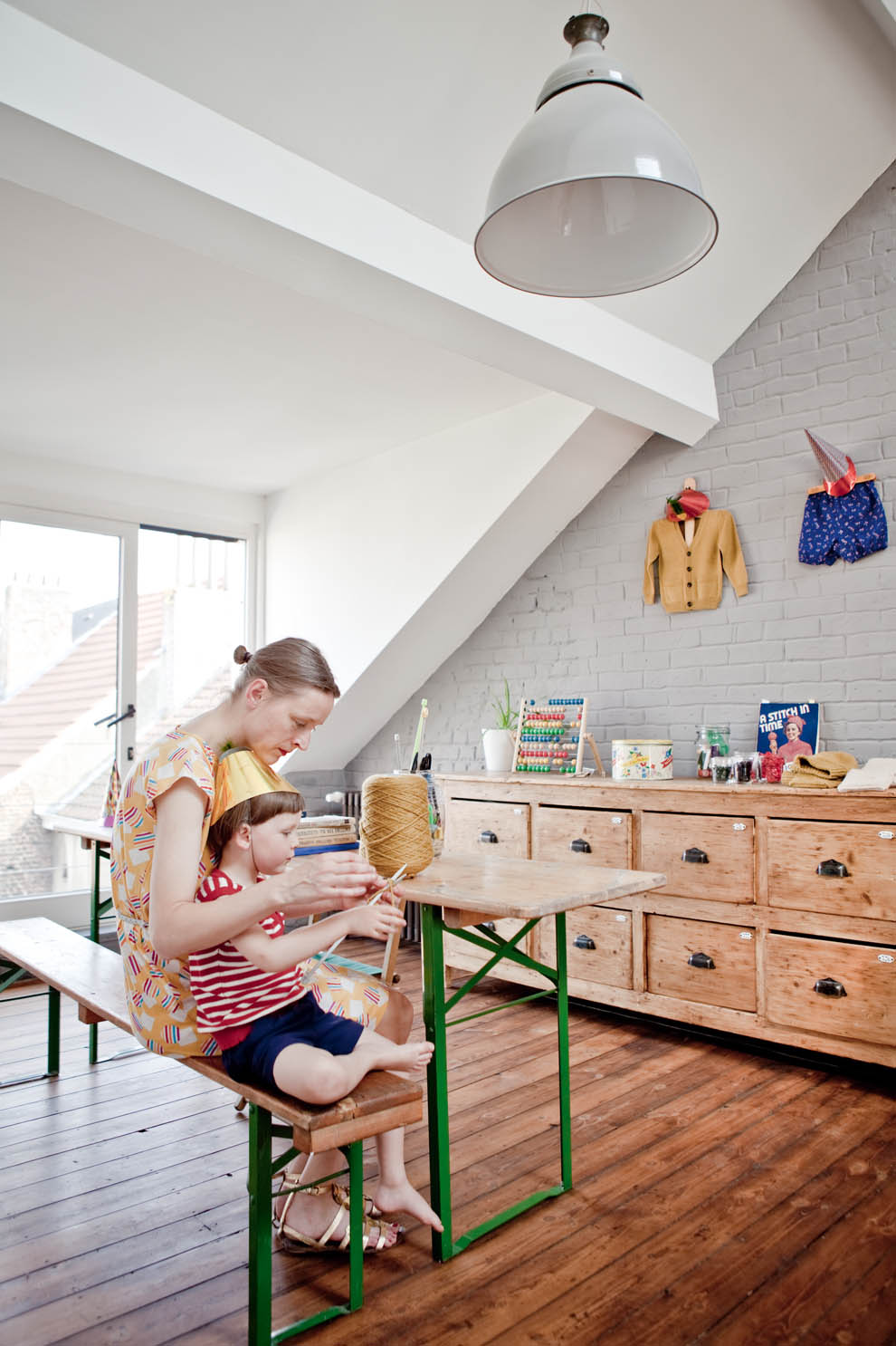 La maison de Justine Glandfield à Bruxelles dans un style brocante épuré 