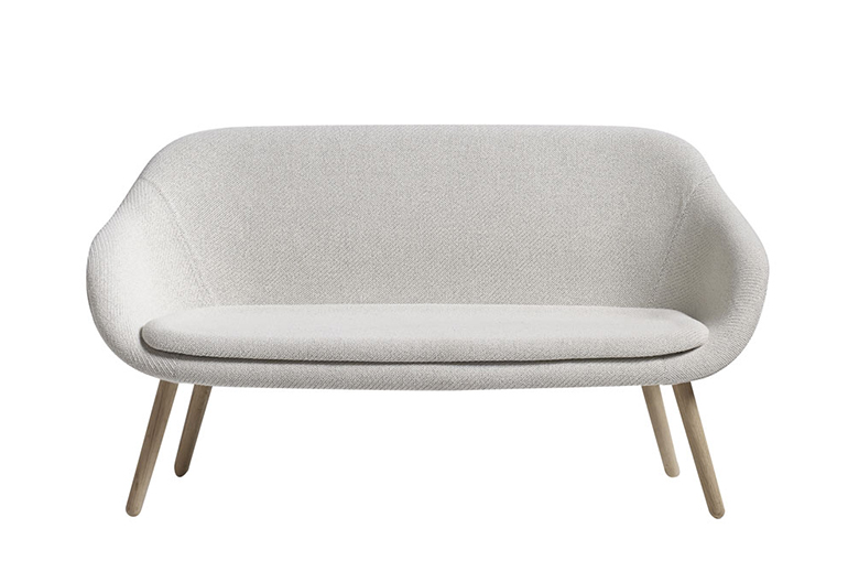 About a lounge sofa - Editeur : Hay - Design : Hee Welling