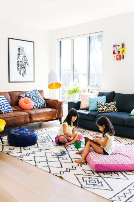 Say-Hola_Maria-Flores-home_01