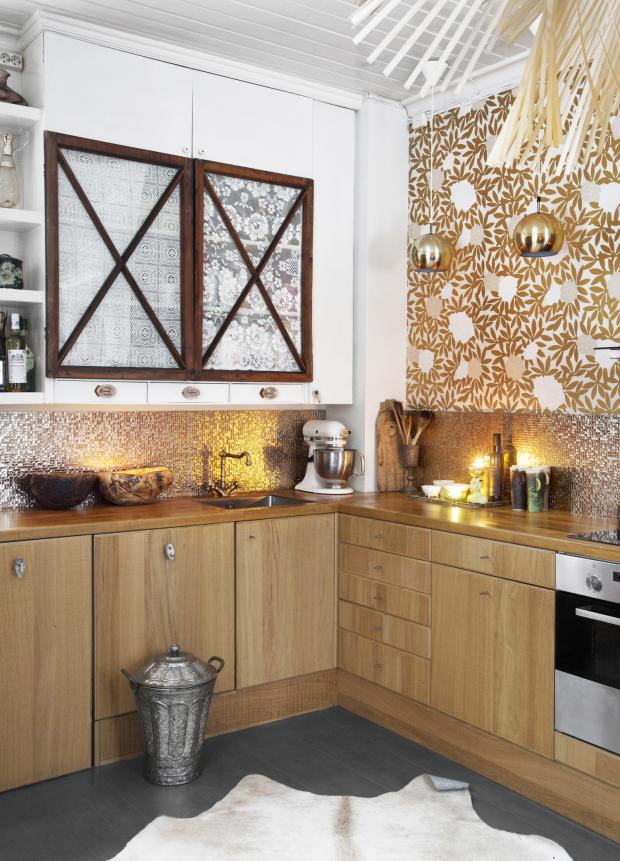 Line Evensen home - Golden detail Line Evensen home - Golden detail