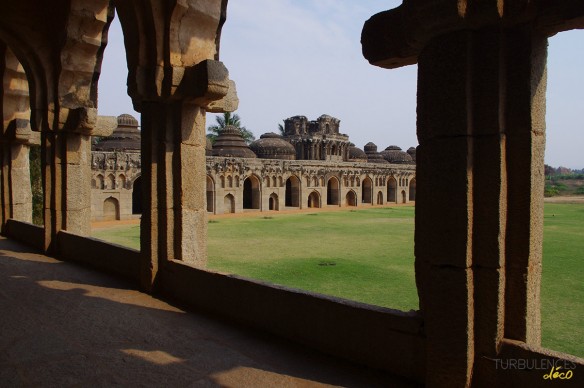 Voyage en Inde - Site de Hampi - Les écuries royales d'éléphants