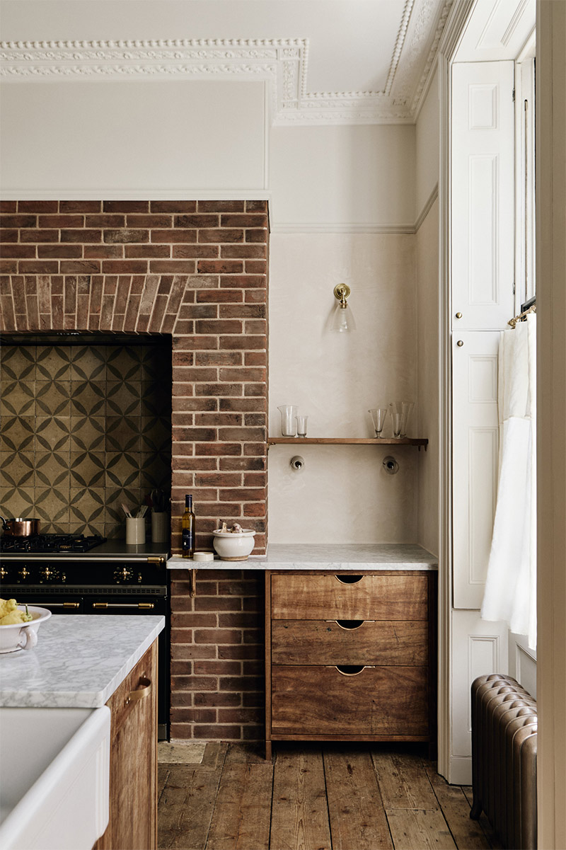 Une cuisine rustique moderne dans une maison georgienne par Mark Lewis Une cuisine rustique moderne dans une maison georgienne par Mark Lewis