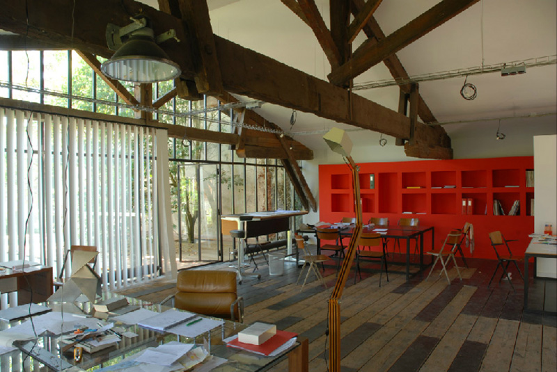 Le loft de l'architecte Patrick Hernandez à Bordeaux avec son parquet recomposé