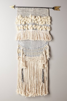 Handwoven Arrow Tapestry - All Roads Design pour Anthropologie