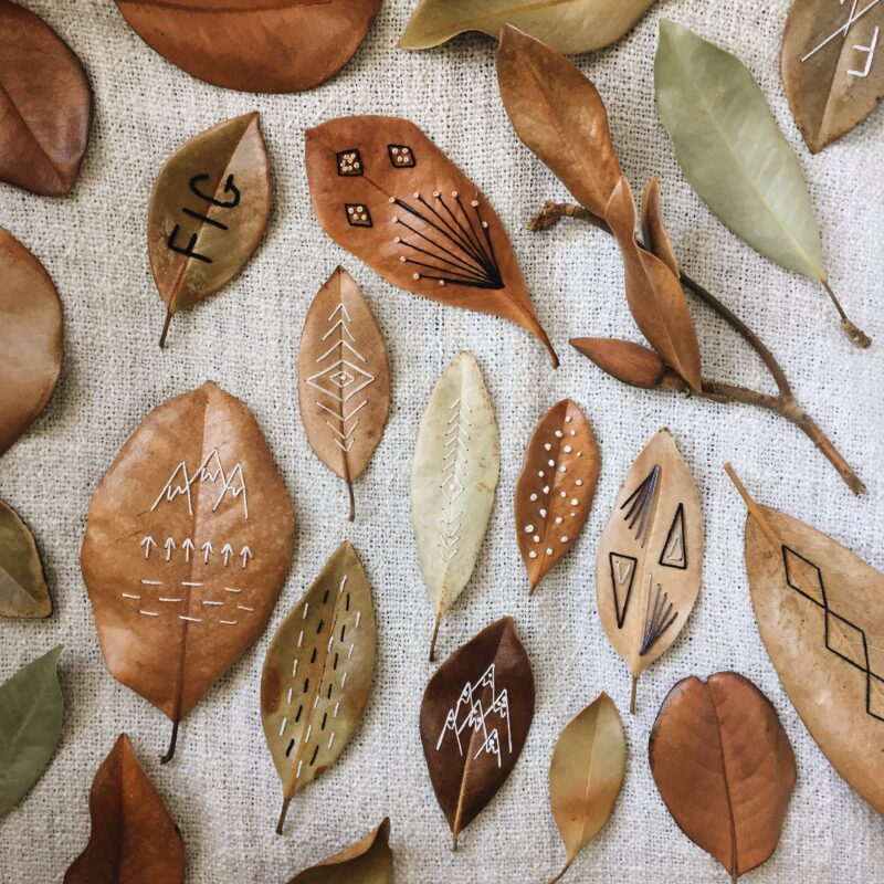 Inspiration et décoration d'automne | Les feuilles brodées de TVL Birdie Inspiration et décoration d'automne | Les feuilles brodées de TVL Birdie