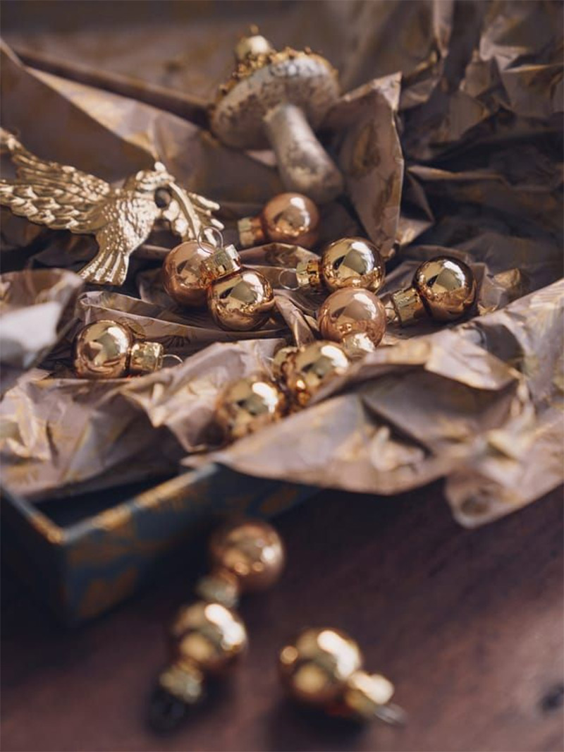 golden-christmas_catalogue-sostrene-greene