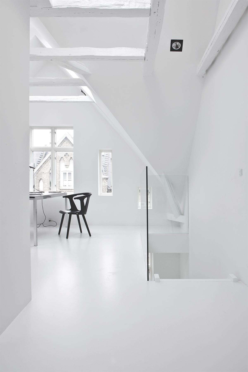 La maison minimaliste radicale par Norm Architects à Copenhague, Danemark