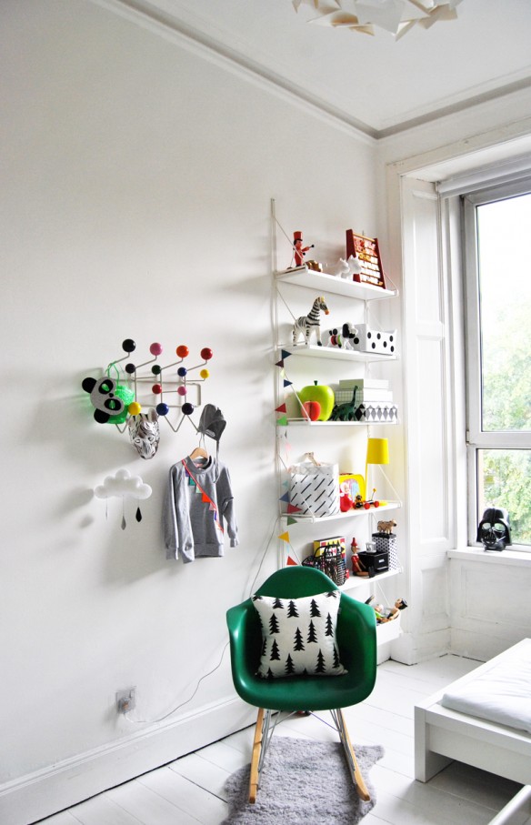 A Merry Mishap blog - Chambre de style scandinave en noir et blanc A Merry Mishap blog - Chambre de style scandinave en noir et blanc