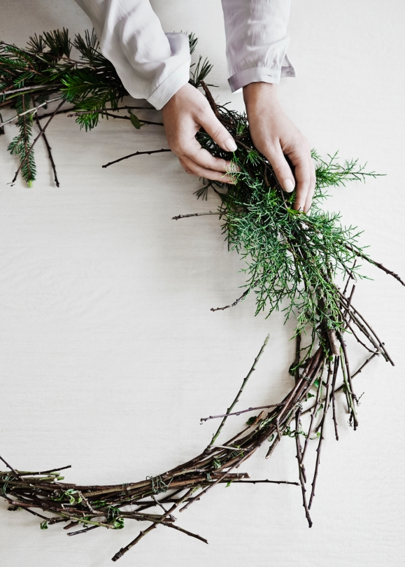 Décoration de noël naturelle à fabriquer || Couronne de Noël par la stylist Fleur McHarg