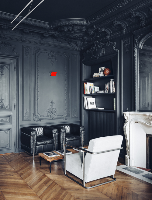 Moulures et Boiseries noires - Festen Architecture - Projet de bureau, quartier Saint-George