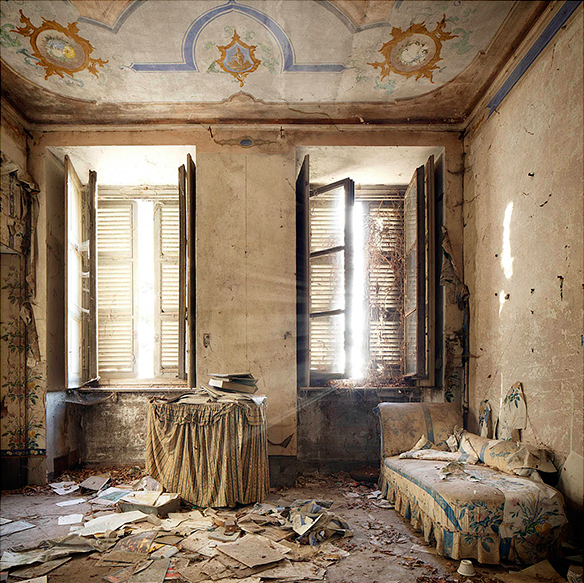 Effet "vieilles demeures" et patines || Henk van Rensbergen portfolio - Palais abandonné en Italie