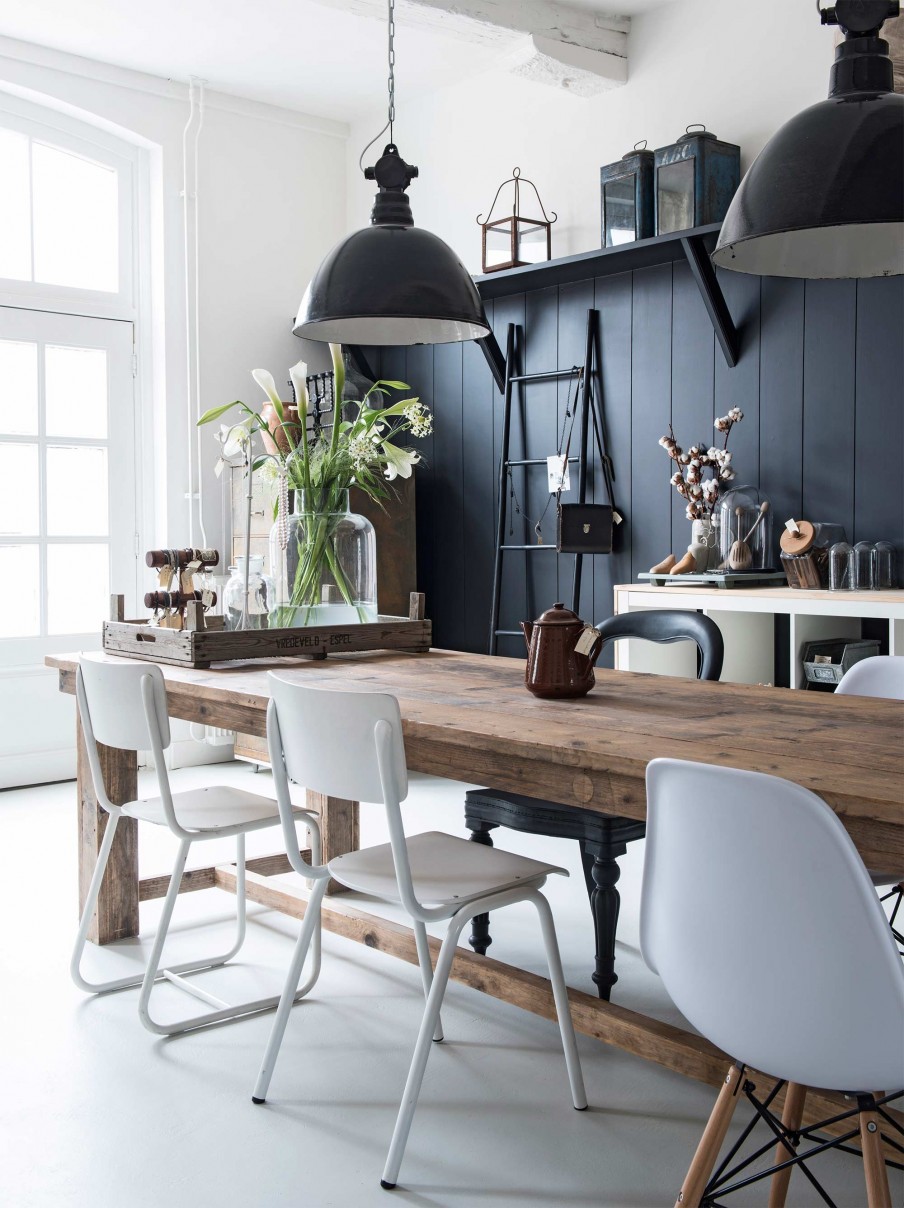 Bleu indigo en décoration d'intérieur ||Une ferme à Eibergen