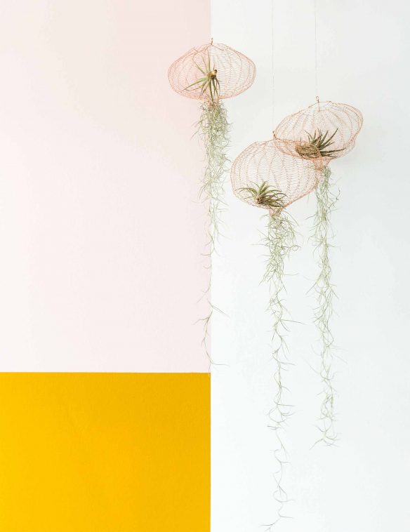 Combo rose et jaune sur la déco || Rose poudre et jaune ocre pour une déco scandi