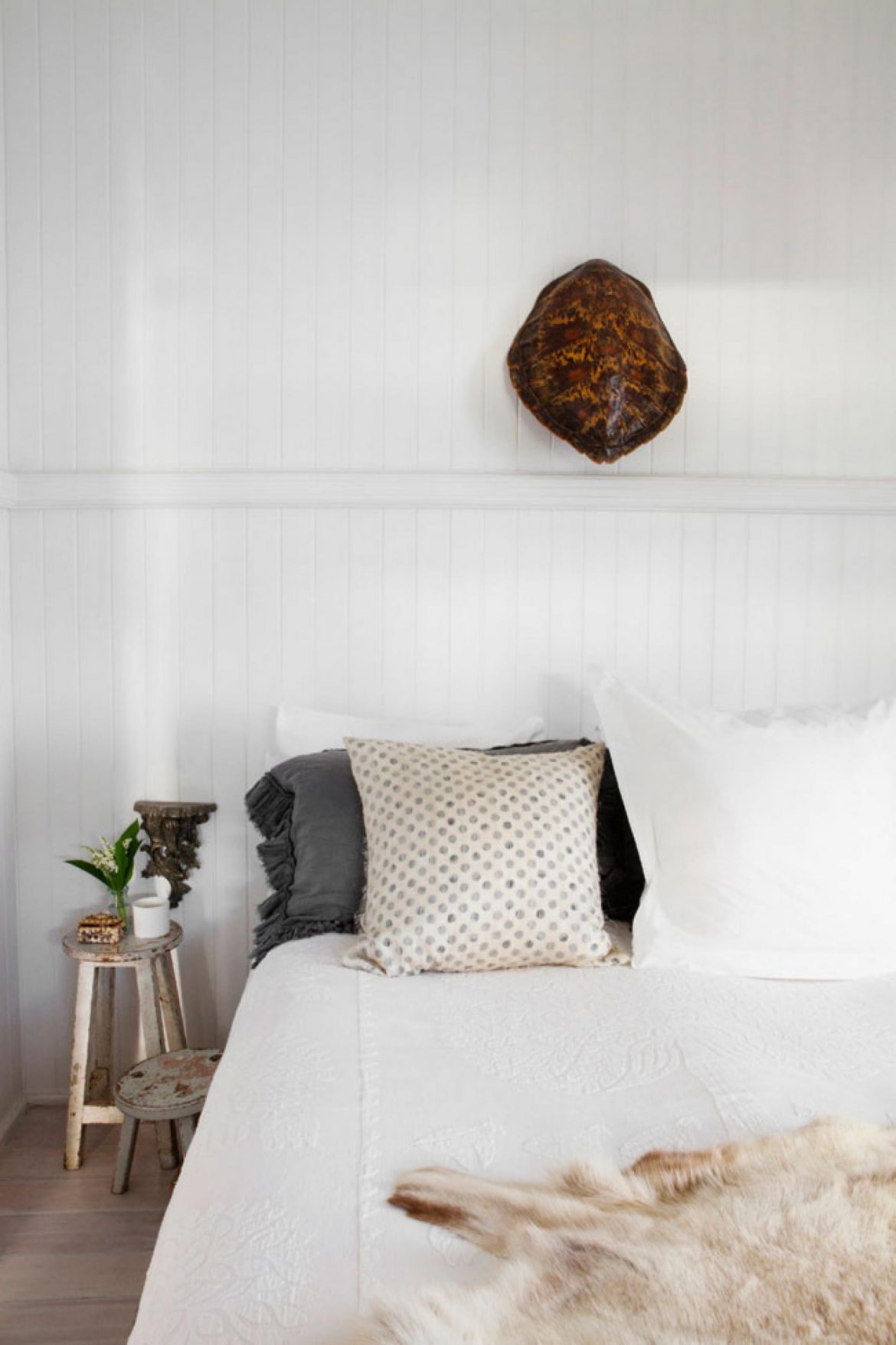 Le style brocante chic et bord de mer de Kara Rosenlund - Turbulences Déco