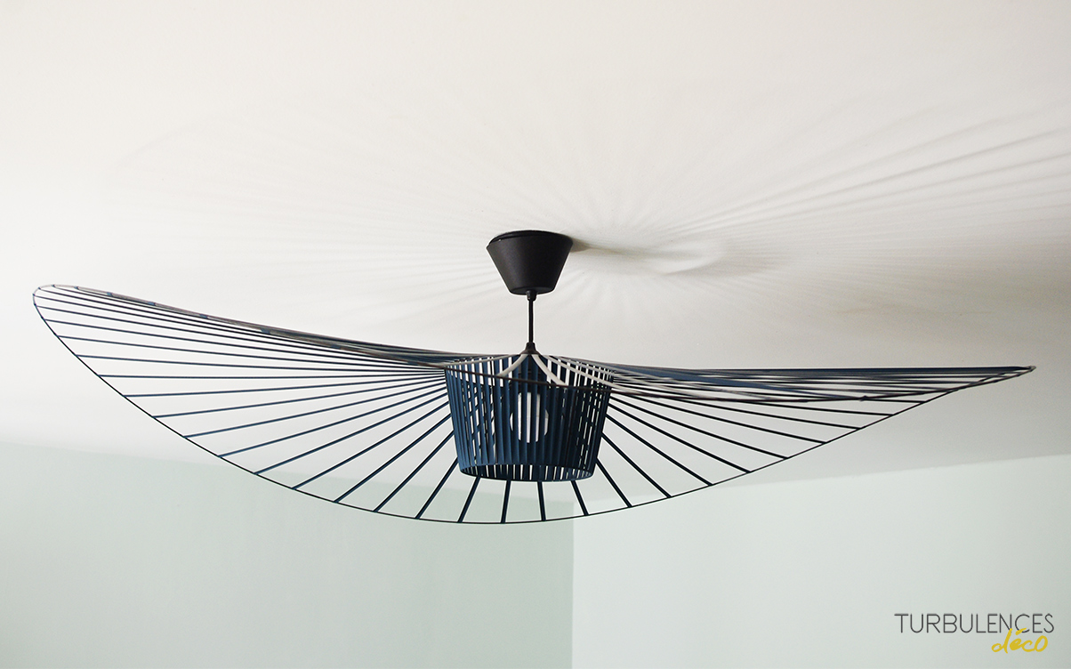 Suspension Vertigo design Constance Guisset pour Petite Friture || Intérieur Turbulences Déco