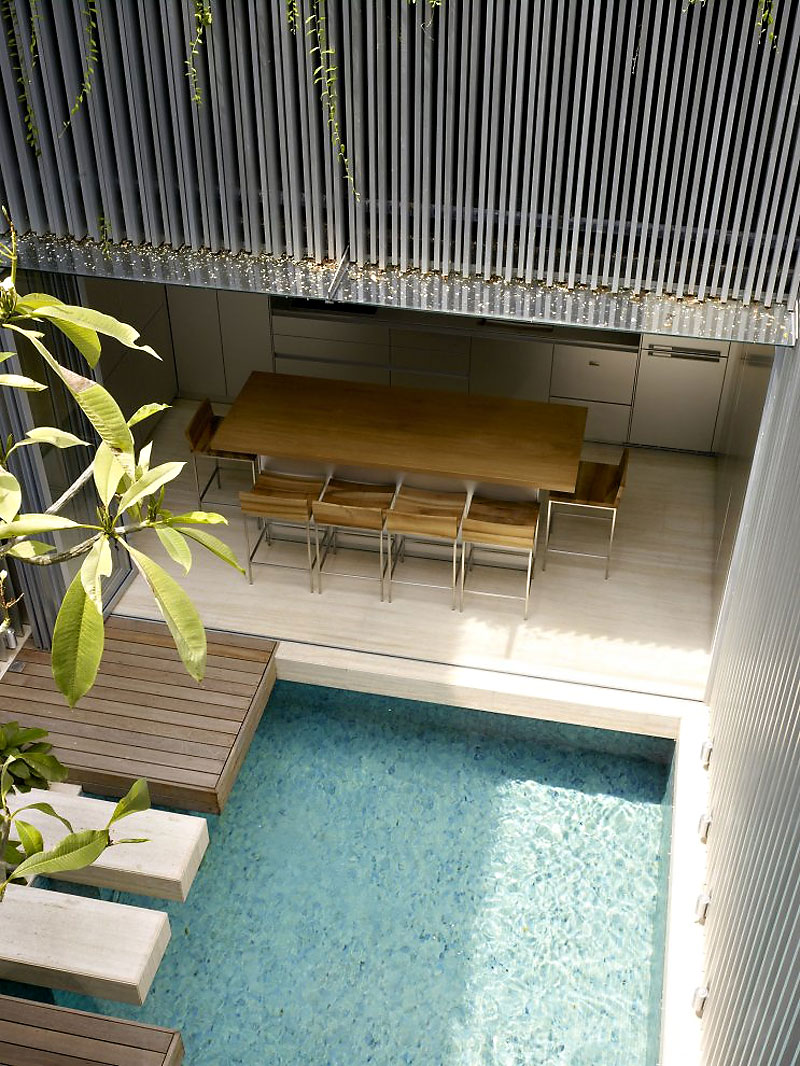 Autour d'une piscine design - Blair Road house by ONGONG