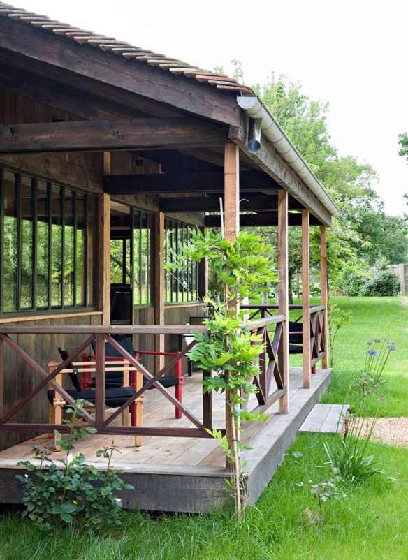 Une maison de campagne à la déco twistée par Sara Lavoine