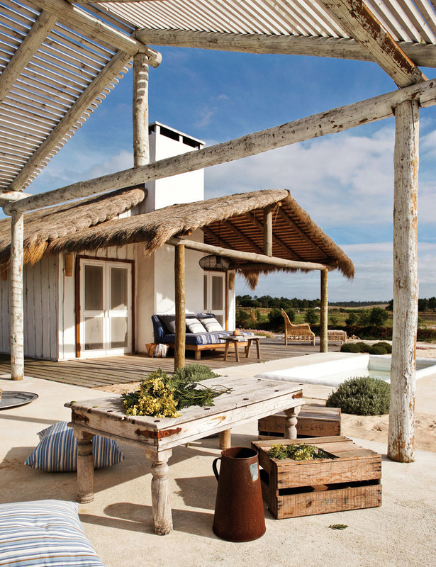 La maison de Pequenina Rodrigues à Comporta : façon cabanon de pêcheur bohème