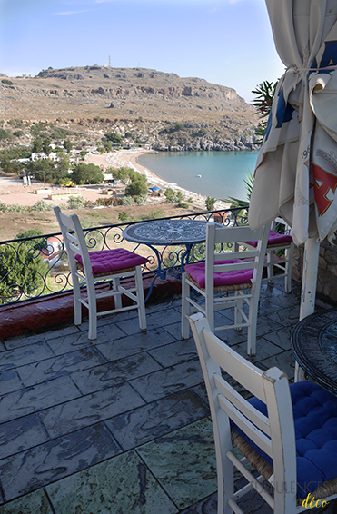 Voyage à Rhodes - Visite de Lindos - Le Rainbird café || Turbulences déco