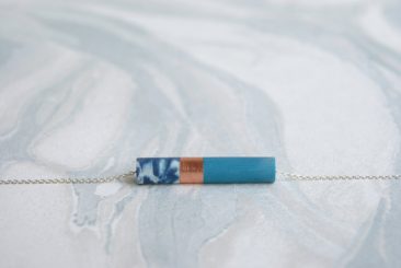 florianeleblong_collier-pendentif-en-resine-et-cuivre-aloe