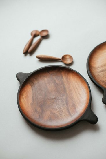 belayahvoya_assiette-en-noyer