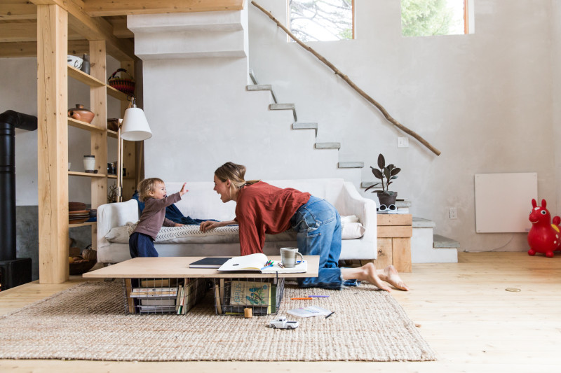 Portrait de Julie O'rourke dans le Maine via mothermag.com