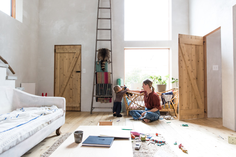Portrait de Julie O'rourke dans le Maine via mothermag.com