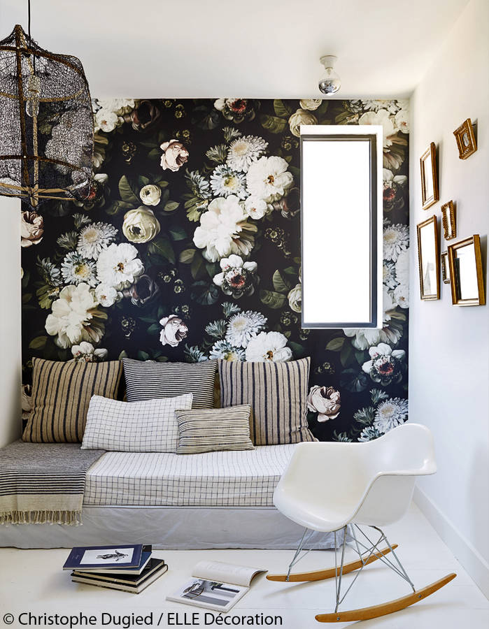 Les papiers-peints "dark floral" par Ellie Cashman || Une maison à Marseilles