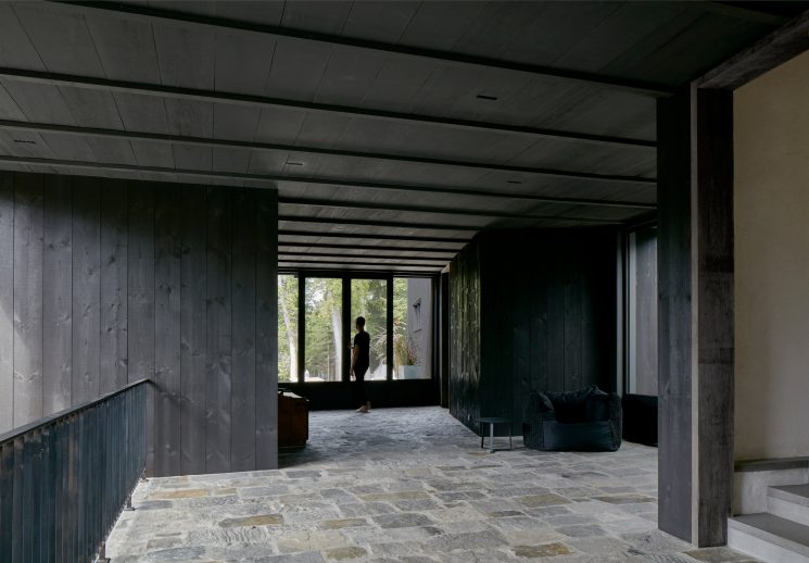 La technique du bois brûlé ou Shou Sugi Ban La technique du bois brûlé ou Shou Sugi Ban || Résidence MG2 par l'architecte Alain Carle au Quebec