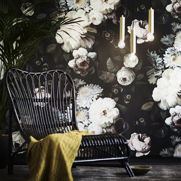 Les papiers peints "dark floral" d'Ellie Cashman - Turbulences Déco