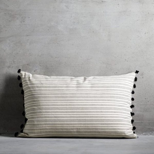 monshowroom_Housse-de-coussin-rayures-Tine_2
