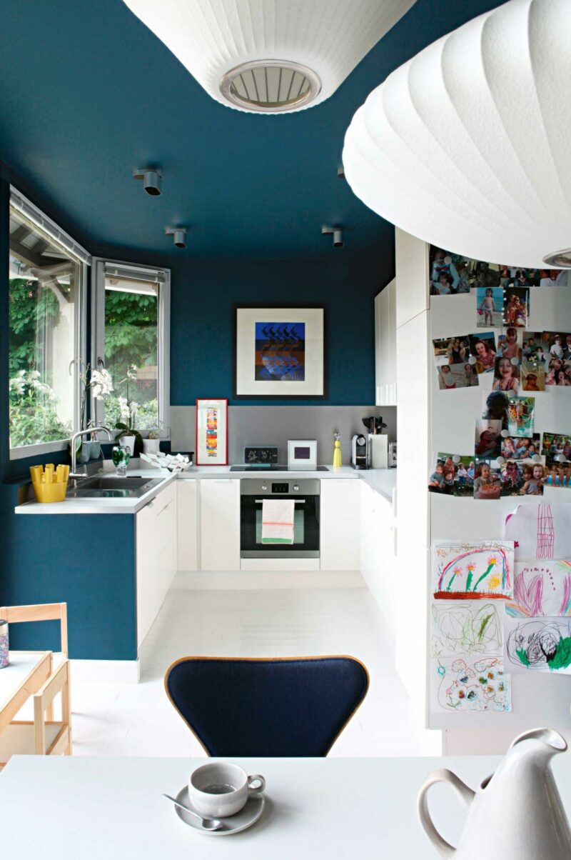 On utilise du bleu pour dessiner des espaces On utilise du bleu pour dessiner des espaces