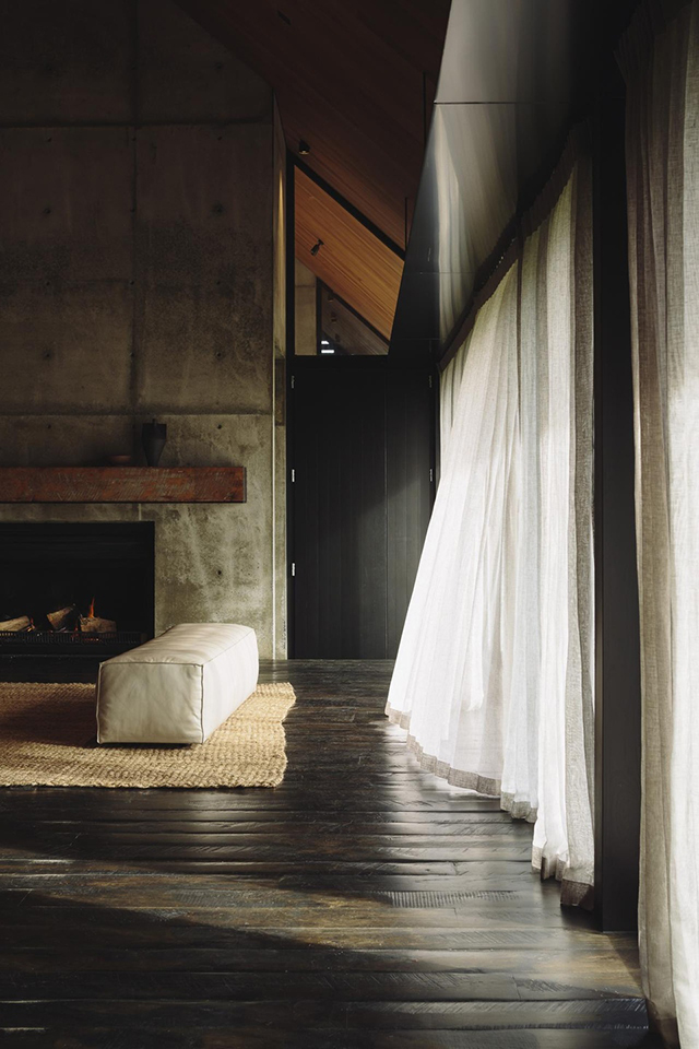 Forest House, une maison de béton et de bois au cœur de la nature par Fearon hay architectee - New Zeland