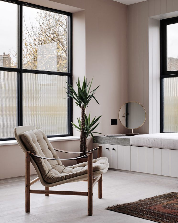 Chan + Eayres : New Cross Lofts || Intérieur à la palette "nude"