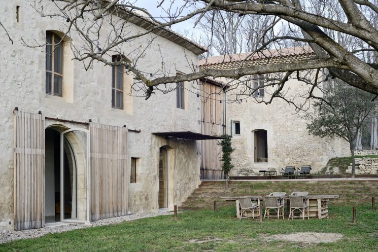 Revival d'une vieille demeure aux Baux de Provence par l'agence ISL architectes