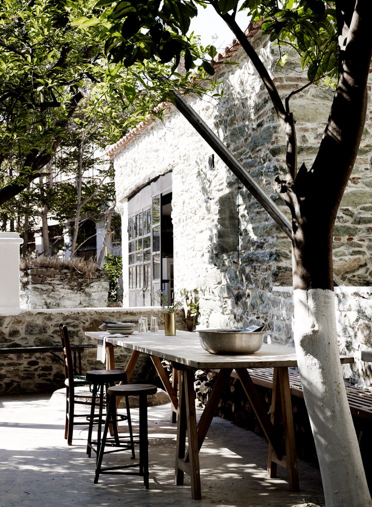 Une terrasse en Méditerranée // Maison en Grèce à Lesbos