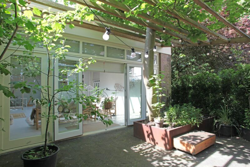 Le loft baigné de lumière d'Irène Mertens à Amsterdam, propriétaire de Sukha Le loft baigné de lumière d'Irène Mertens à Amsterdam, propriétaire de Sukha