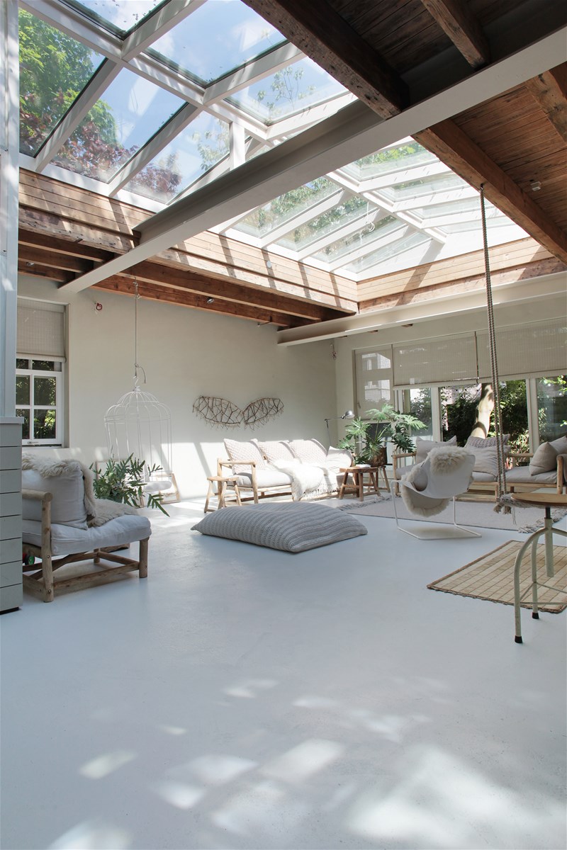 Verrières de toit, faites entrer la lumière || Un loft à Amsterdam Verrières de toit, faites entrer la lumière || Un loft à Amsterdam