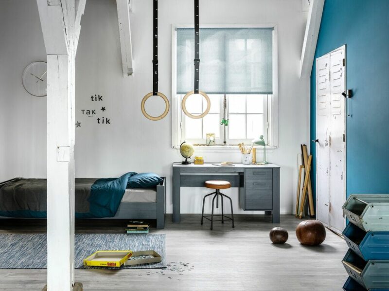 Des couleurs froides pour une chambre d'enfant de style industriel Des couleurs froides pour une chambre d'enfant de style industriel