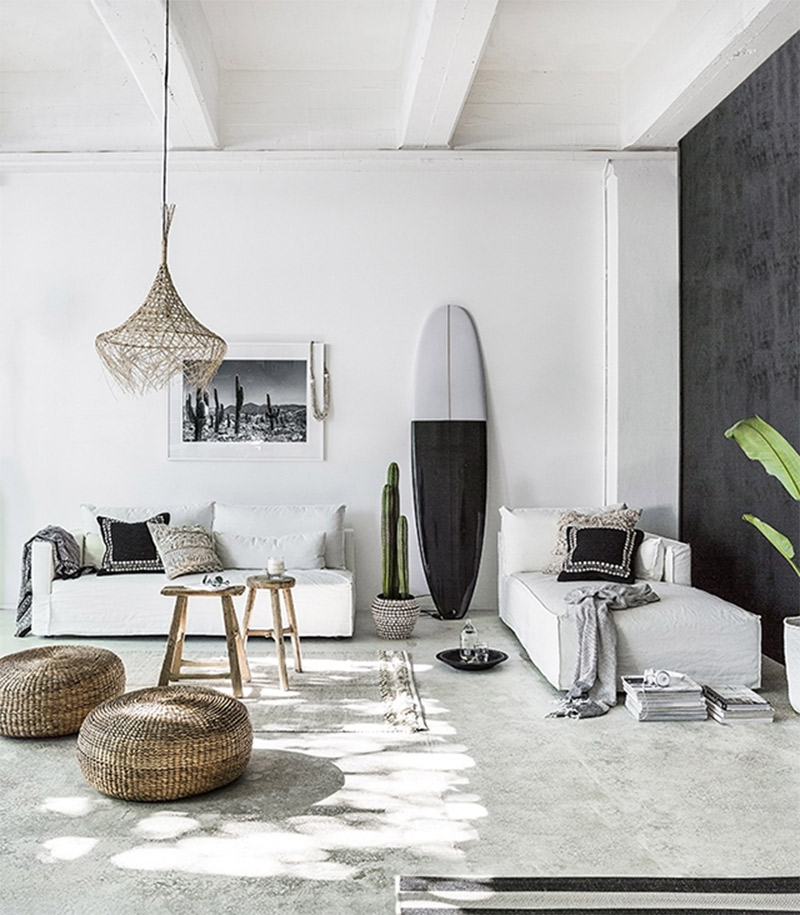 Un salon scandicraft blanc et noir par Indie Home Collective
