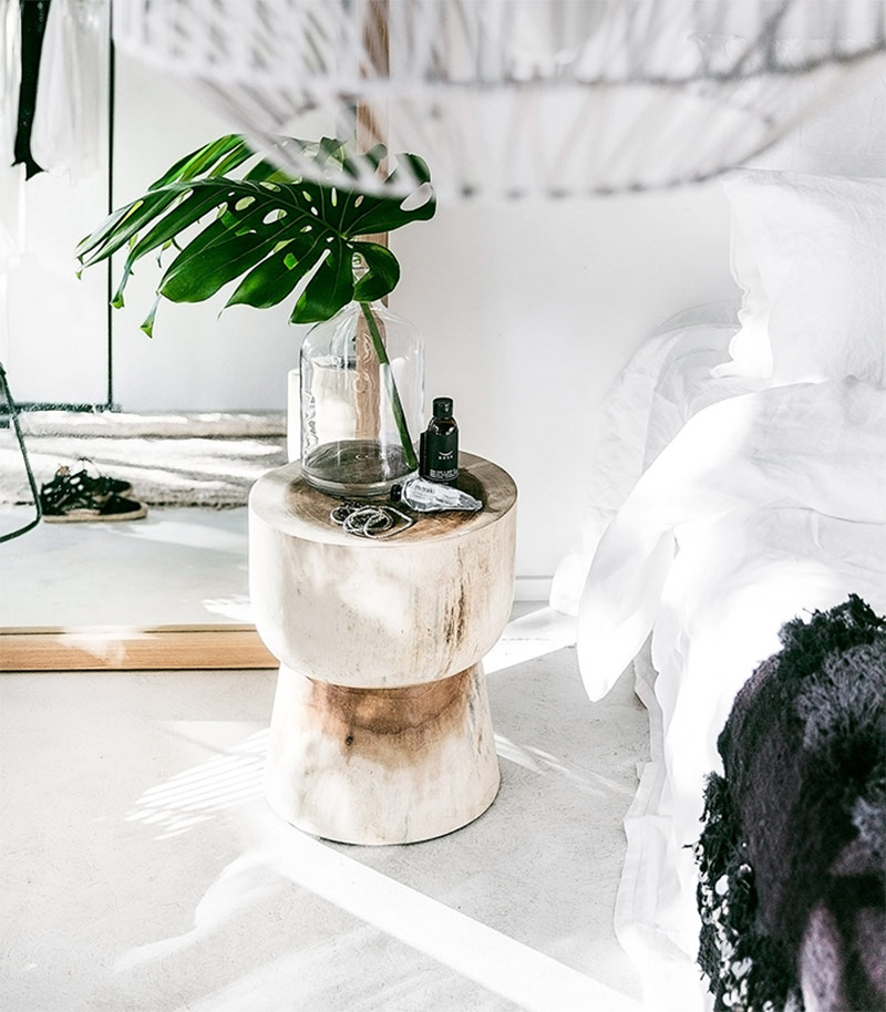 Une chambre à coucher de style scandicraft par Indie Home Collective